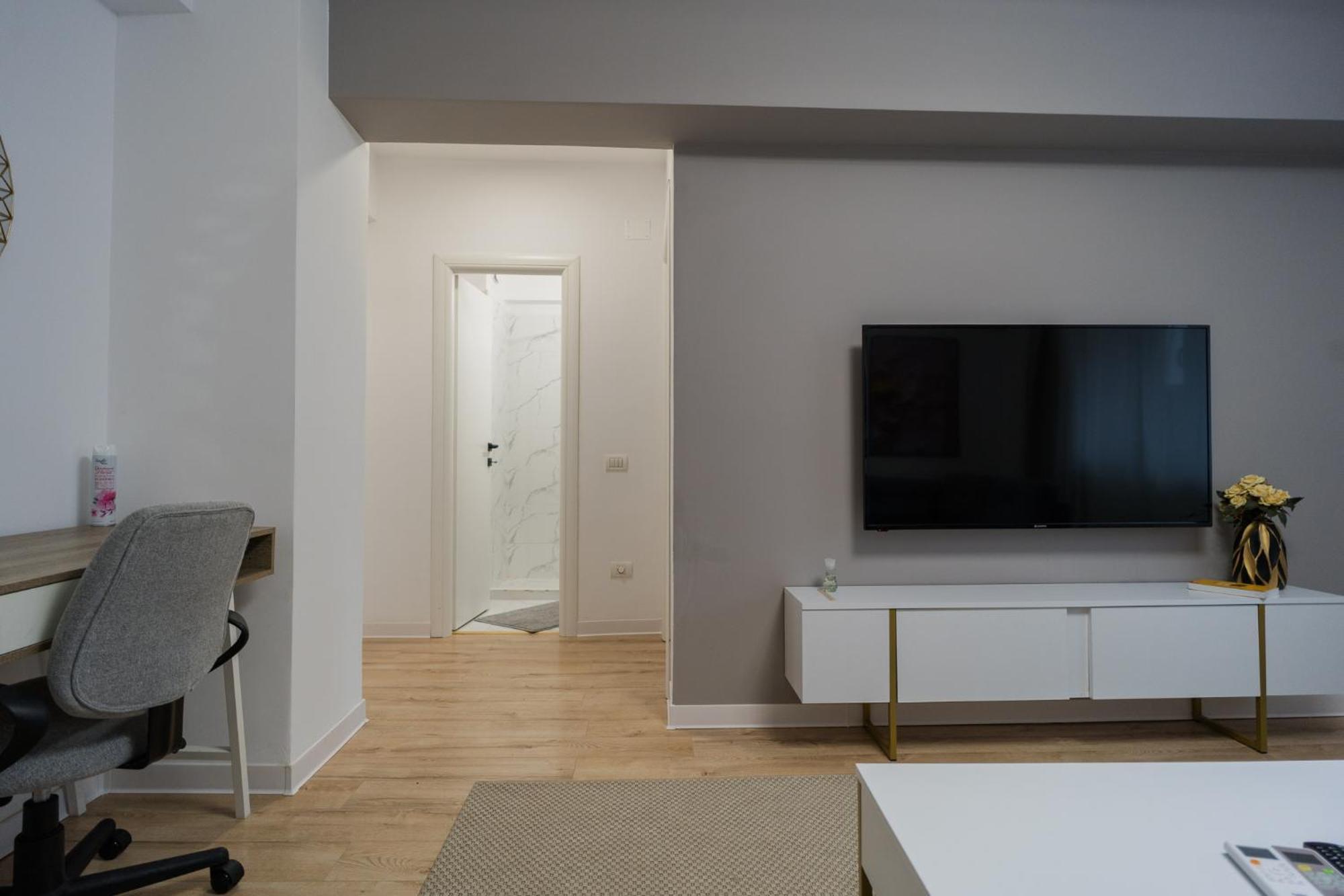 Elegant Gem Victoriei Avenue Appartement Boekarest Buitenkant foto