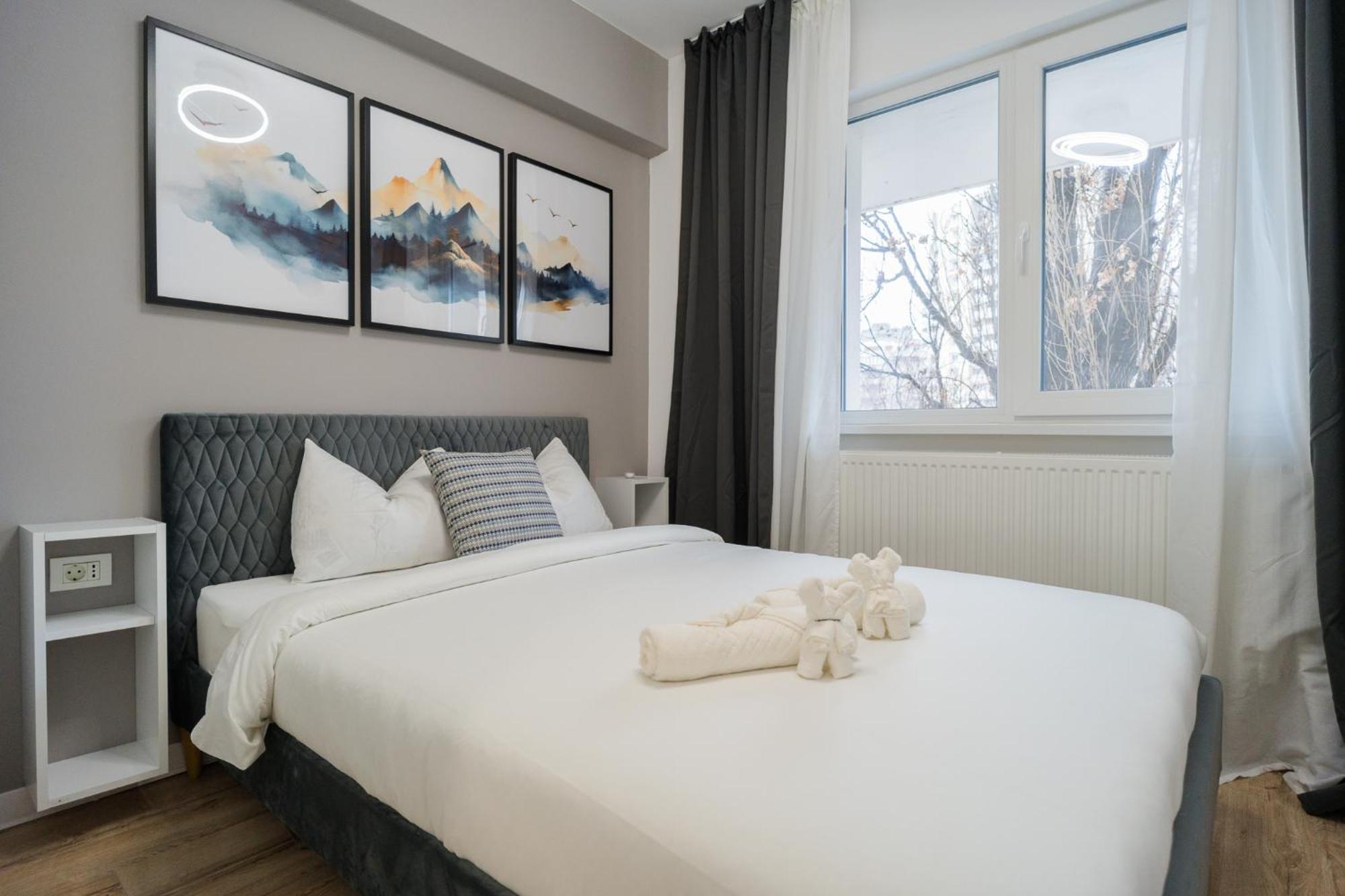 Elegant Gem Victoriei Avenue Appartement Boekarest Buitenkant foto