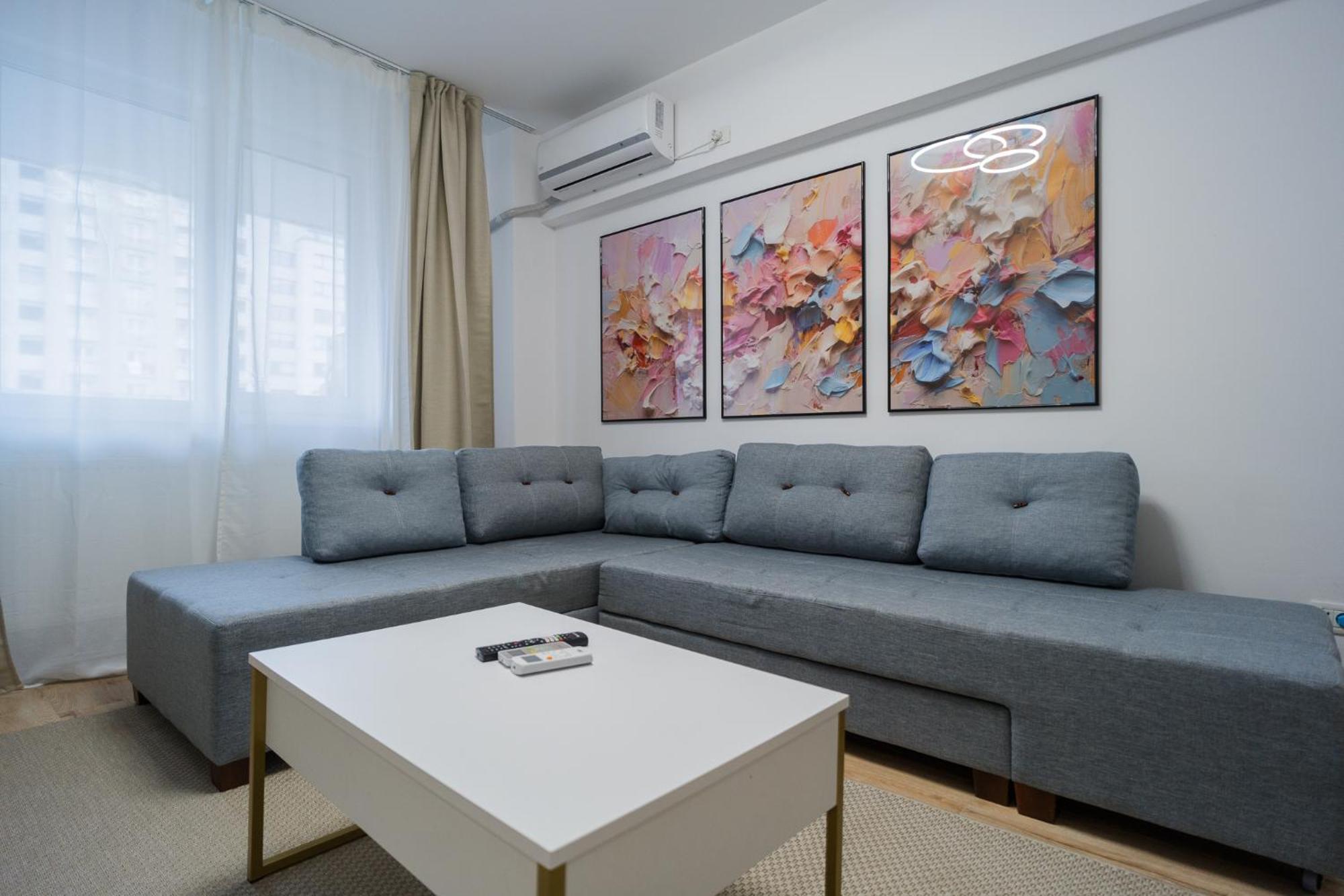 Elegant Gem Victoriei Avenue Appartement Boekarest Buitenkant foto